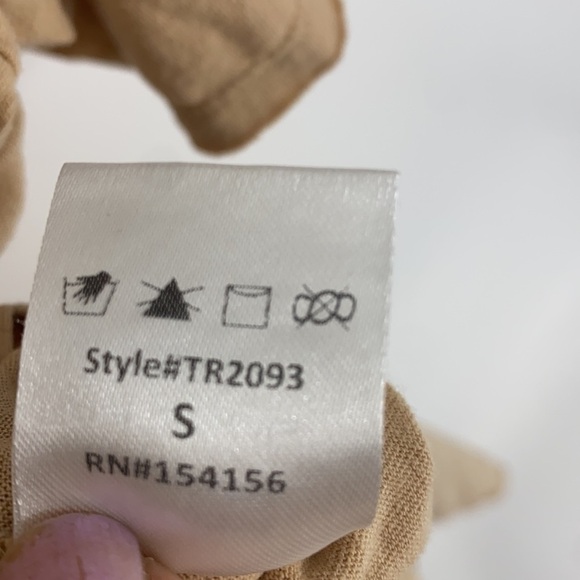 Mod Ref Women's Tan Side Slit Tunic Assymetrical/Open Back size Small - Picture 7 of 8